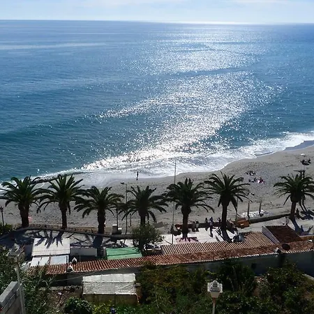 El Salon, Bluewater *